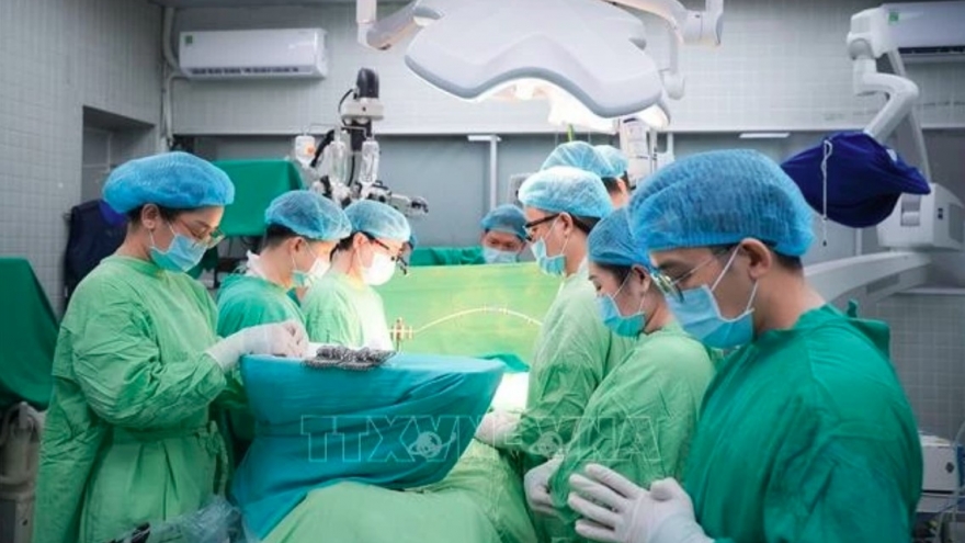 Brain-dead organ donor helps save six lives
